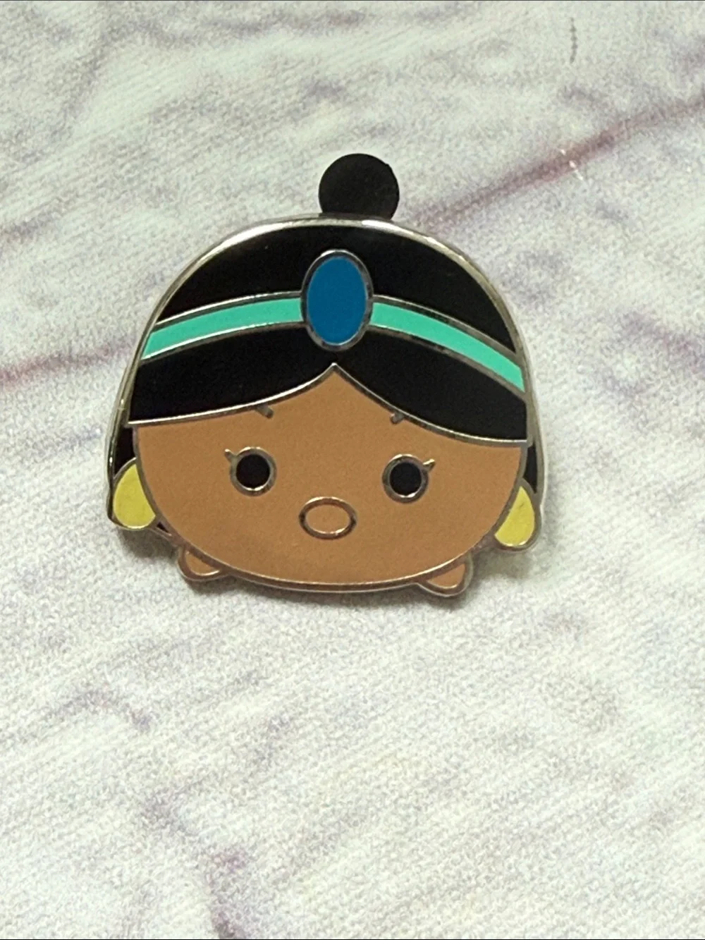 Disney trading pin Aladdin’s Jasmin Tsum Tsum pin & Sultan pin